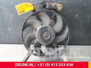 Gebruikte Koelvin Motor Volkswagen Caddy II (9K9A) 1.9 TDI Prijs € 12,10 Inclusief btw aangeboden door van Deijne Onderdelen Uden B.V.