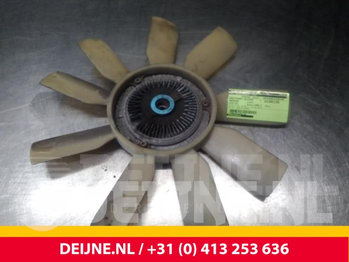 Mercedes Vito RI Scheibe Intelligent O57605