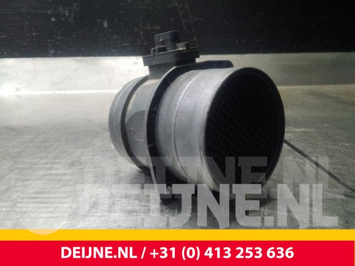 Volkswagen Transporter Luchtmassameter O57719