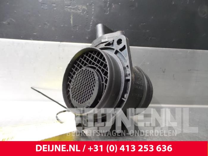 Volkswagen Caddy Luchtmassameter O57723
