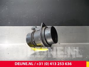 Nissan Interstar Luchthoeveelheidsmeter O58002 foto 2