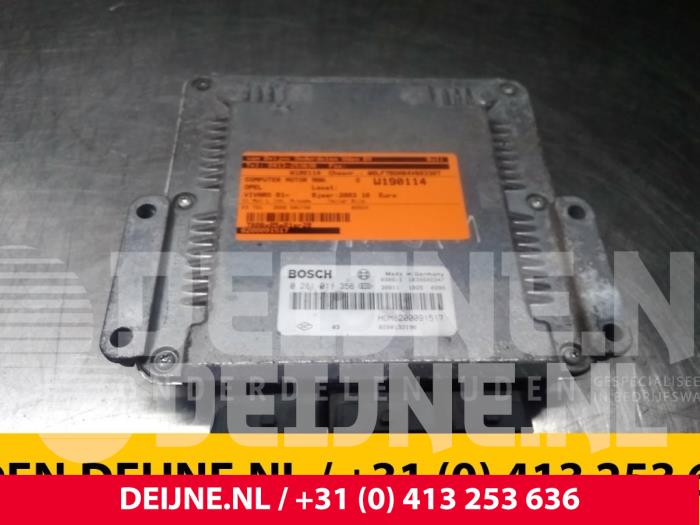 Opel Vivaro Computer Motormanagement O58283