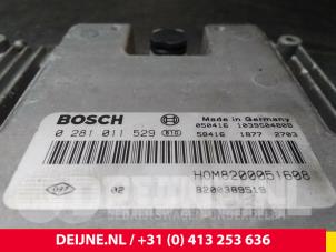 Nissan Primastar Engine management computer O58470 photo 4