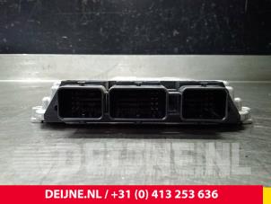 Nissan Primastar Engine management computer O58470 photo 3