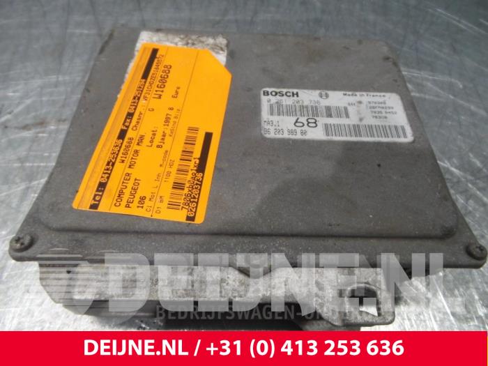 Peugeot 106 Engine management computer O58525
