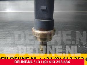 Volkswagen Polo Engine temperature sensor O58598 photo 3