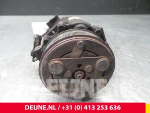 Opel Combo Air conditioning pump O58827 photo 2
