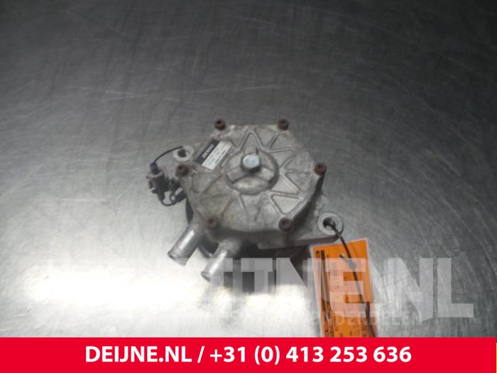 Gebruikte Waterpomp Toyota HiAce II 2.5 D4-D 117 Kat. Prijs € 72,60 Inclusief btw aangeboden door van Deijne Onderdelen Uden B.V.