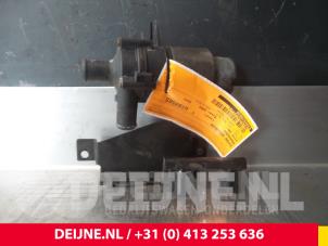 Mercedes Vito Extra waterpomp O59114 foto 2