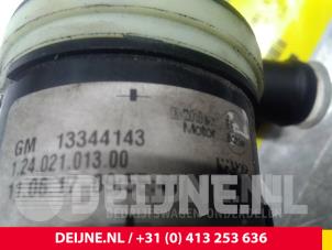 Opel Corsa Extra waterpomp O59119 foto 2