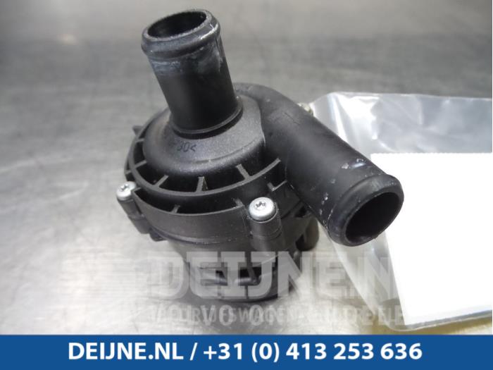 Extra waterpomp - Volkswagen Crafter