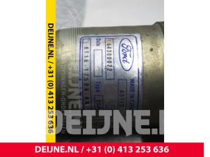 Ford Transit Connect Scheibenwischermotor vorne O59330 foto 2