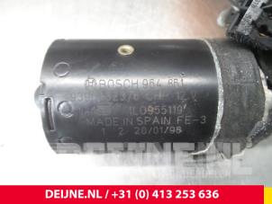 Volkswagen Caddy Scheibenwischermotor vorne O59406 foto 3