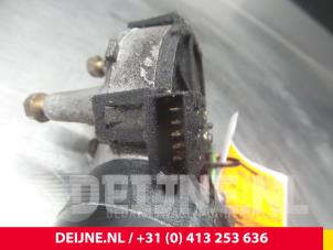 Volkswagen Transporter Scheibenwischermotor vorne O59429 foto 4