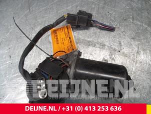 Hyundai H200 Front wiper motor O59487 photo 2