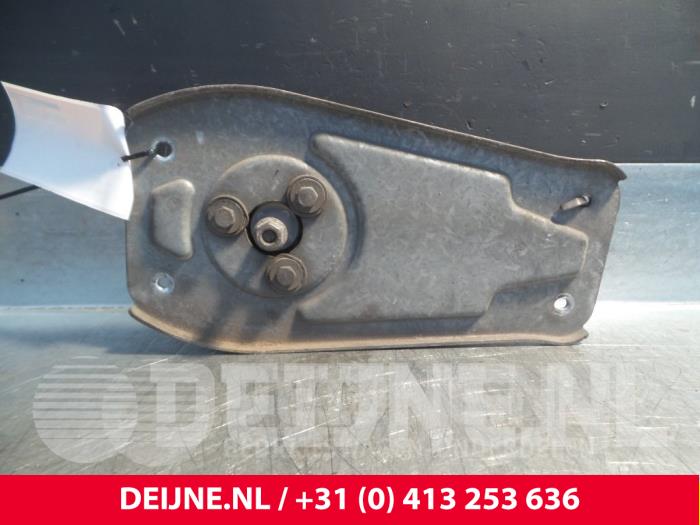 Citroen Berlingo Ruitenwissermotor voor O59524