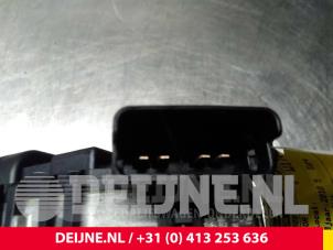 Peugeot Partner Front wiper motor O59569 photo 3
