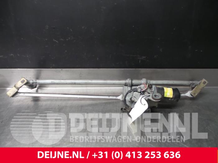 Renault Master Wiper motor + mechanism O60145