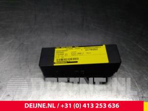 Mercedes C-Klasse Sicherungskasten O60204 foto 2