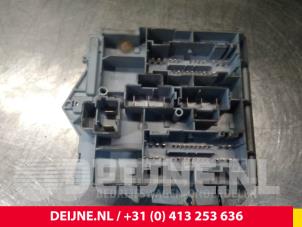Fiat Stilo Sicherungskasten O60261 foto 2