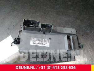 Peugeot Boxer Zekeringkast O60280 foto 2