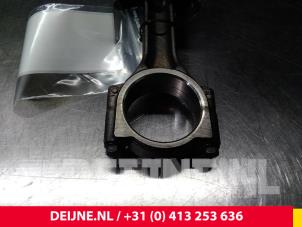Opel Vivaro Zuiger O61637 foto 2