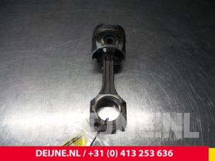 Gebruikte Zuiger Volkswagen LT II 28/31/35 2.5 TDi Prijs € 96,80 Inclusief btw aangeboden door van Deijne Onderdelen Uden B.V.