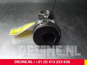 Volkswagen Caddy Kolben O61717 foto 3