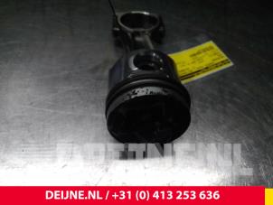 Opel Vivaro Pleuelstange O61992 foto 2