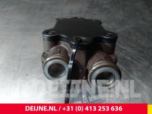 Mercedes Vito Opvoerpomp O62235 foto 3