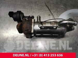 Opel Vivaro EGR koeler O62267 foto 3