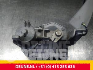 Renault Trafic Auspuff Drosselventil O62308 foto 3
