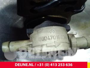 Mercedes C-Klasse Kraftstoff Druckregler O64010 foto 3