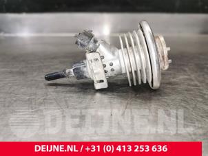 Mercedes Sprinter Adblue injector O64021 foto 2