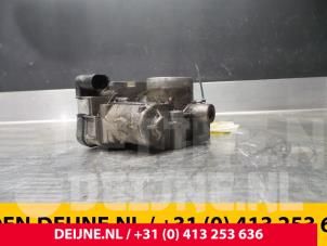 Ford KA Gasklephuis O64136 foto 2