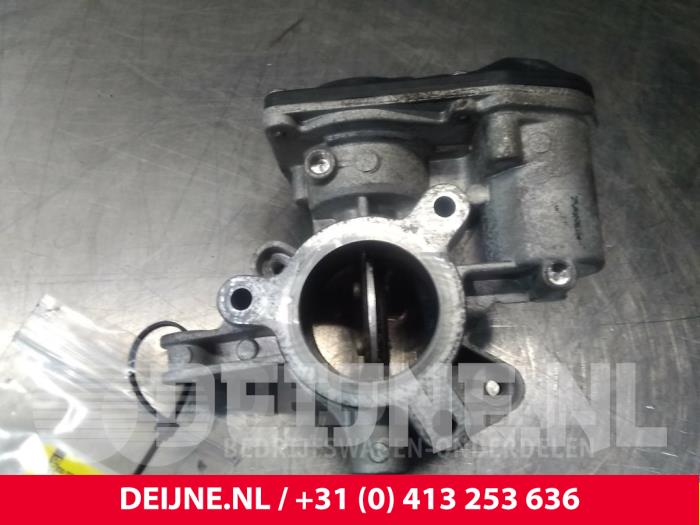 Opel Corsa Throttle body O64201