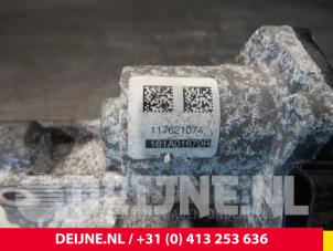 Opel Movano Drosselklappengehäuse O64225 foto 3