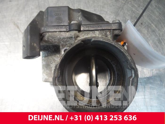 Volkswagen Touran Drosselklappengehäuse O64243