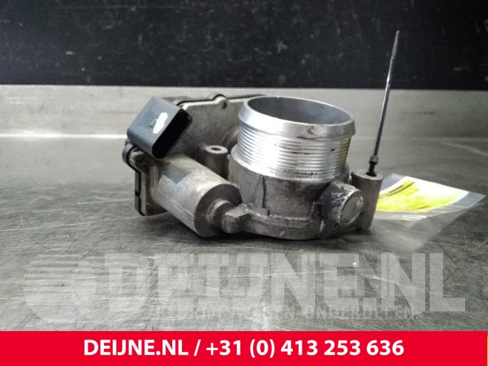 Gebruikte Gasklephuis Volkswagen Crafter 2.5 TDI 30/32/35/46/50 Prijs € 12,10 Inclusief btw aangeboden door van Deijne Onderdelen Uden B.V.