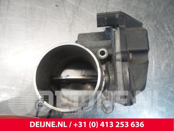 Gebruikte Gasklephuis Volkswagen Crafter 2.5 TDI 30/35/50 Prijs € 12,10 Inclusief btw aangeboden door van Deijne Onderdelen Uden B.V.