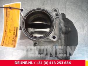 Volkswagen Crafter Gasklephuis O64258 foto 2