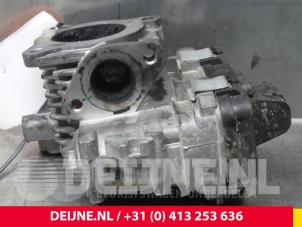 Fiat Doblo Drosselklappengehäuse O64380 foto 3