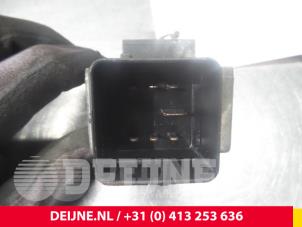 Citroen Nemo Glow plug relay O64792 foto 3