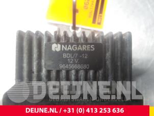 Citroen Nemo Glow plug relay O64792 foto 2
