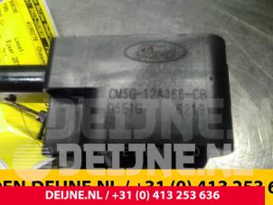 Ford Focus Ignition coil O65473 photo 3