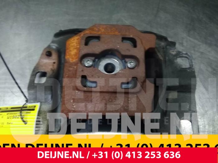 Gebruikte Motorrubber Ford Focus 3 1.0 Ti-VCT EcoBoost 12V 125 Prijs € 20,00 Margeregeling aangeboden door van Deijne Onderdelen Uden B.V.