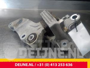 Gebruikte Motorrubber Mercedes Vito (447.6) 1.6 111 CDI 16V Prijs € 12,10 Inclusief btw aangeboden door van Deijne Onderdelen Uden B.V.