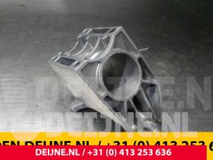 Mercedes Sprinter Engine mount O66342 photo 2