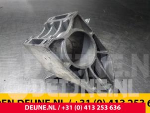 Mercedes Sprinter Motorlager O66344 foto 2