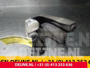 Volkswagen Transporter Motorsteun O66357 foto 2